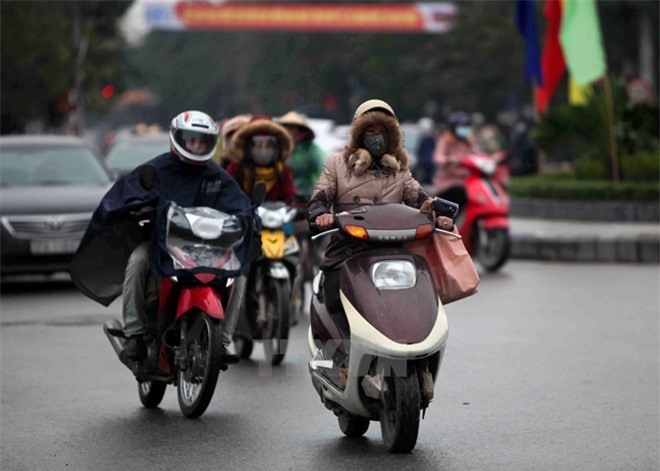 Thời tiết 14/12: Bắc Bộ chuyển rét về đêm, miền Trung mưa lớn