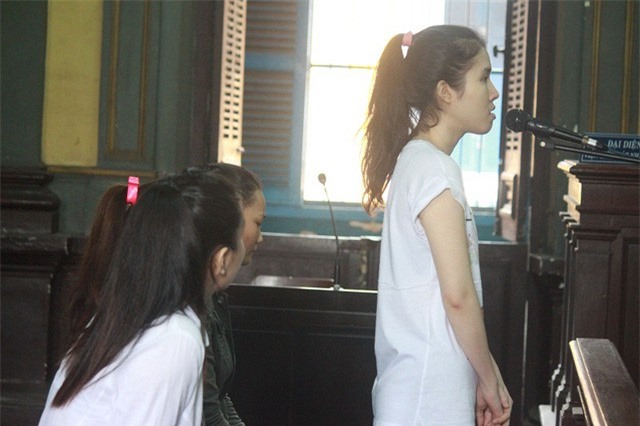 Vì sao ca sĩ, người mẫu bán dâm nghìn đô được giảm án?