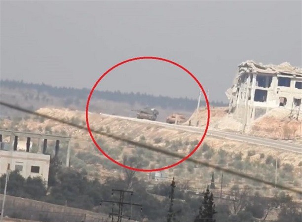 IS bắn nổ tung xe tăng, xe bọc thép của Thổ Nhĩ Kỳ tại Syria