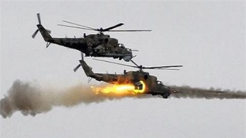 Quân đội Syria quyết giữ căn cứ T-4 ở Homs, đánh thông đường nối al-Qaryatayn