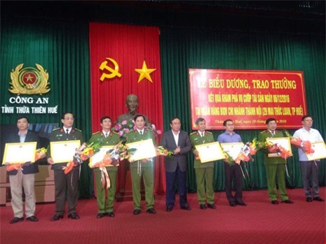 Vụ cướp ngân hàng ở Huế: Thưởng nóng ban chuyên án 