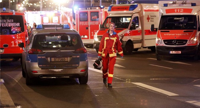 Chưa có thông tin người Việt là nạn nhân vụ đâm xe tải ở Đức