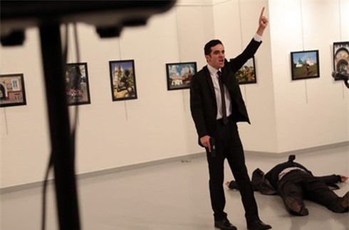 Ông Putin thề trừng phạt kẻ ám sát Đại sứ Nga ở Thổ Nhĩ Kỳ