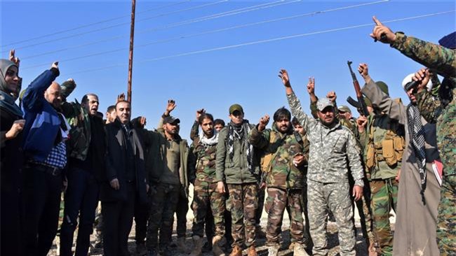 Quân đội Syria tiến vào vùng đất cuối cùng của phiến quân ở Aleppo