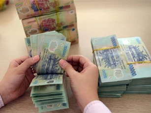 Đại gia bất động sản thưởng Tết ôtô cho nhân viên xuất sắc