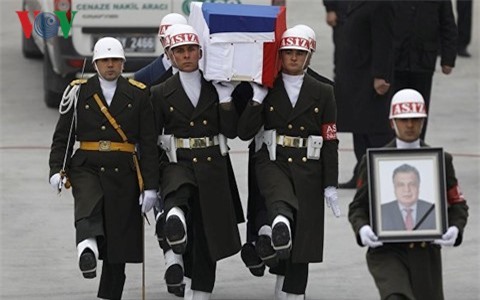Đưa thi thể đại sứ Nga bị bắn tại Thổ Nhĩ Kỳ về nước