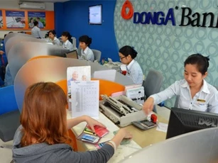 Tiền gửi vào DongA Bank vẫn tăng sau vụ cựu lãnh đạo bị bắt