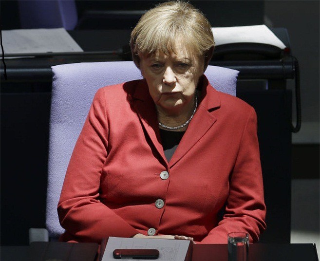 Focus nói về số phận bà Merkel sau vụ tấn công khủng bố ở Berlin