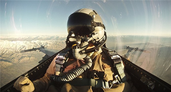 Báo Nga: Máy bay Mỹ ném bom vào xe đám cưới ở Afghanistan?