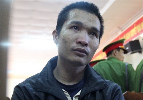 Kiều Quốc Huy lần đầu bật khóc tại tòa