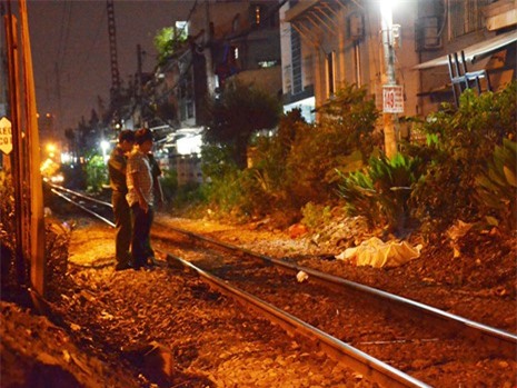 Bị tàu hỏa hất văng hơn 30m, người đàn ông tử vong tại chỗ