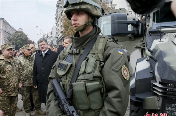 Ukraine bị tố dùng dân thường làm lá chắn sống để chiếm Donbass