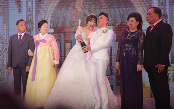 Trấn Thành - Hari Won: Hình ảnh "hot" nhất trong hôn lễ