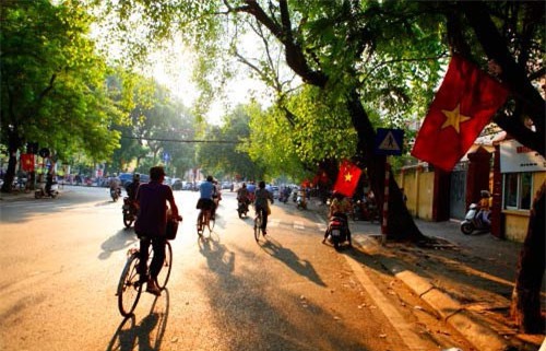 Dự báo thời tiết 28/12: Nhiệt độ Hà Nội giảm xuống 12 độ, trời hanh khô