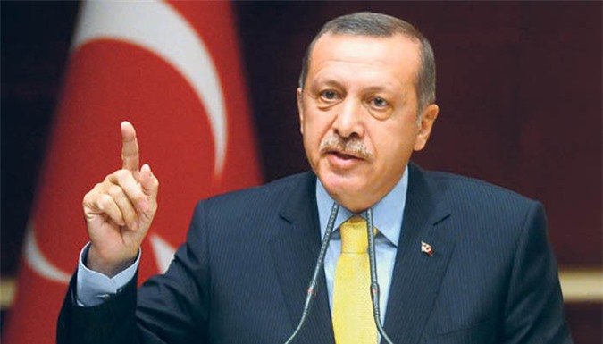 Erdogan thẳng thừng tố Mỹ ủng hộ IS tại Syria