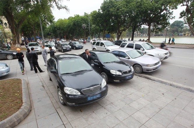 Sau Bộ Tài chính, nhiều Bộ ngành, địa phương sắp khoán xe công