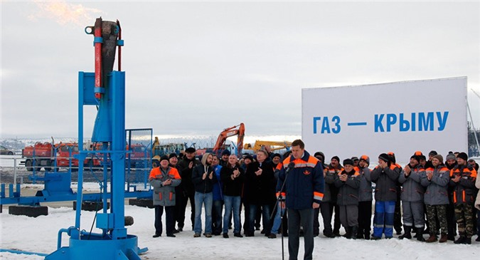 Tổng thống Putin ban lệnh cấp khí đốt cho Crimea từ Nga