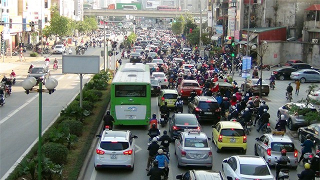 Cấm tất cả phương tiện dừng đỗ dọc tuyến buýt BRT