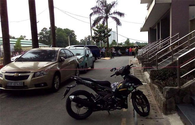 Rơi từ tầng 16 chung cư ở Sài Gòn, người nước ngoài chết thảm