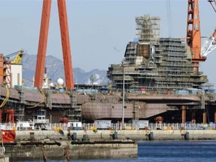 Trung Quốc nổi giận vì bị Nhật "tung ảnh" tàu sân bay tối mật