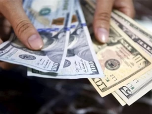 Đồng USD giảm giá ngay sau tin Mỹ cấm vận trừng phạt Nga