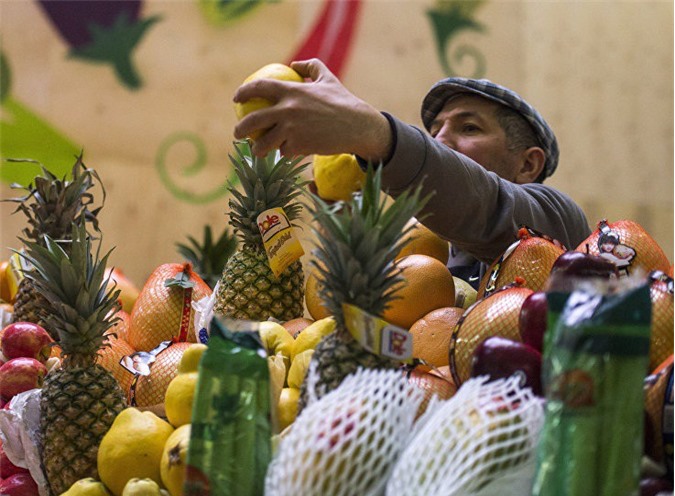 Kiểm soát chặt giá rượu bia, hoa quả nhập khẩu dịp Tết