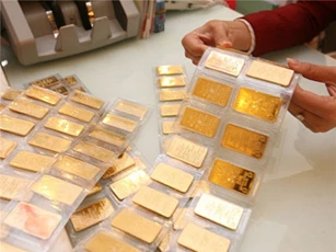 Giá vàng phiên cuối năm 31/12: Vàng SJC lao dốc