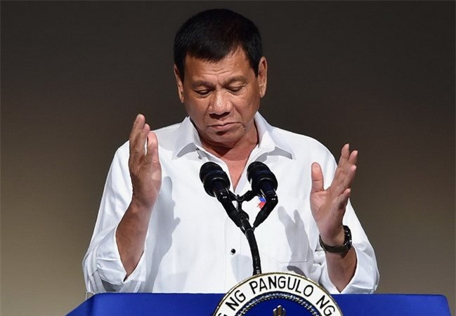 Ông Duterte chế giễu Đại sứ Mỹ tại Philippines vì "âm mưu lật đổ"