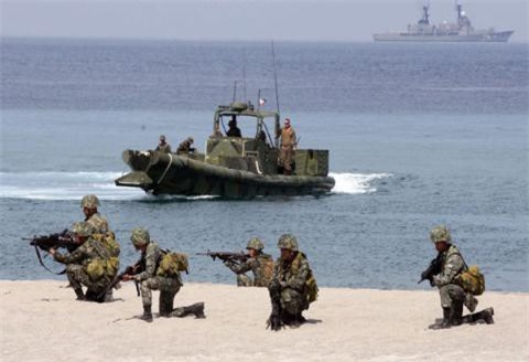 Tổng thống Duterte lệnh dời địa điểm tập trận chung với Mỹ khỏi Biển Đông