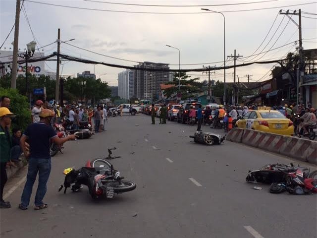 Tai nạn liên hoàn, nhiều người bị thương nhập viện