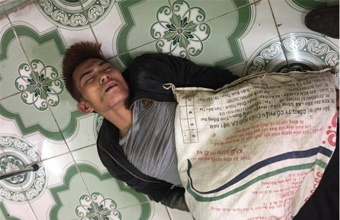 "Cẩu tặc" bị đánh nhập viện vì trộm chó giữa ban ngày