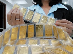 Giá vàng SJC tăng dữ dội phiên đầu năm mới