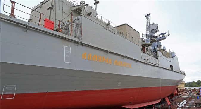 Tàu khu trục "Đô đốc Makarov" của Nga thử nghiệm tổ hợp phòng không