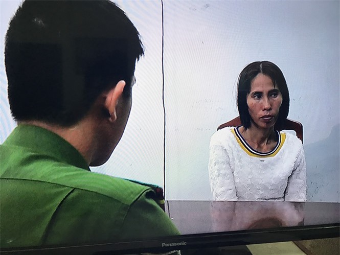 Người giúp việc trộm 4.000 USD, thay bằng tiền âm phủ