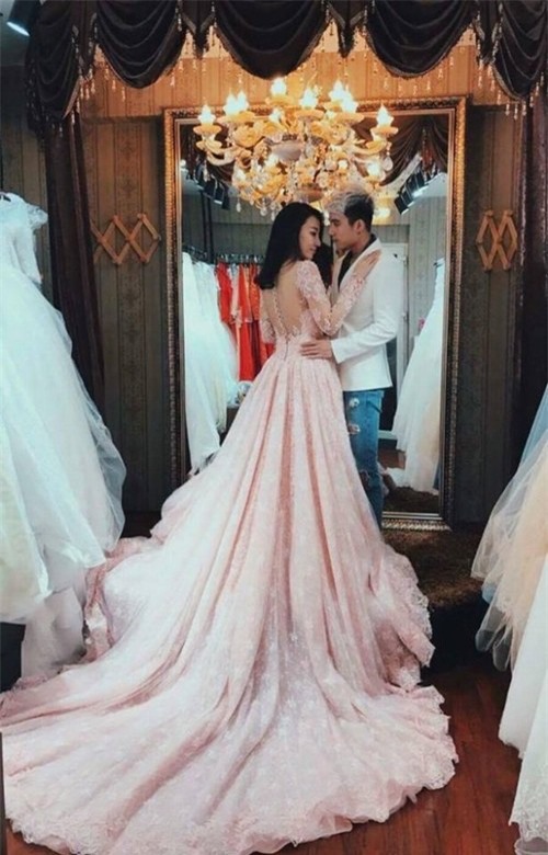 "Quyết đại ca" của 5S Online bất ngờ lấy vợ