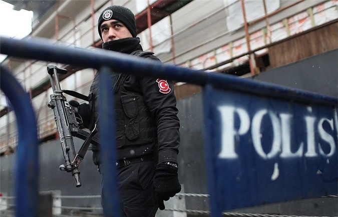 Thổ Nhĩ Kỳ: Ngoại trưởng tiết lộ thông tin mới nhất vụ xả súng hộp đêm ở Istanbul