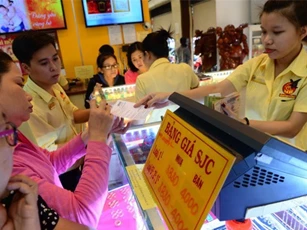 Vàng SJC tiếp tục bứt phá