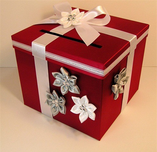 Nhạc công trộm 10 triệu đồng tiền cưới của cô dâu