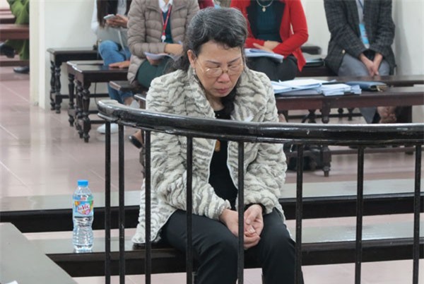 Nữ doanh nhân lừa đảo gần 20 tỷ, lĩnh án chung thân 