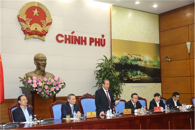 Xử nghiêm người vi phạm giao thông gọi điện cho "người thân"