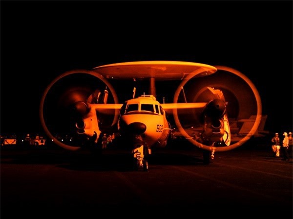 Lầu Năm Góc điều "mắt Chim ưng báo động" tối tân tới Nhật Bản