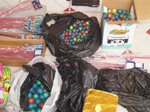 Bắt giữ gần 500 viên pháo nổ các loại ở Bình Dương