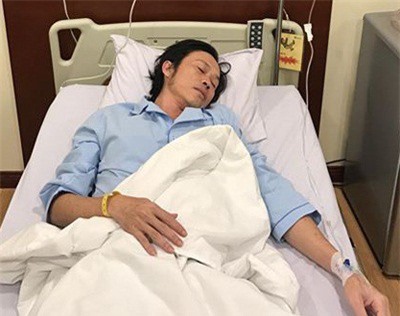 Nghệ sĩ Hoài Linh nhập viện cấp cứu, hoãn liveshow