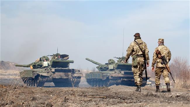 Quân đội Ukraine bị tố 500 lần nã đạn pháo vào Donetsk