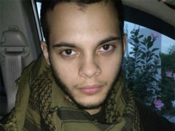 Xả súng ở sân bay Mỹ: Chi tiết sốc về kẻ tình nghi 