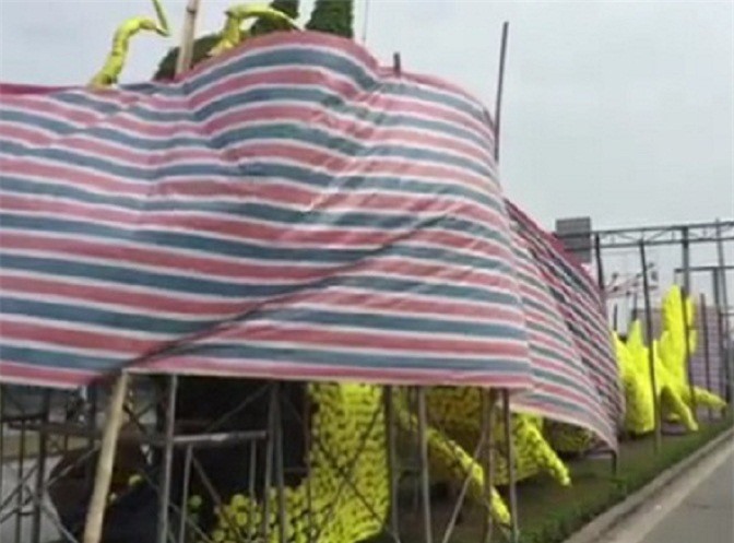 Rồng "lạ" gây tranh cãi ở Hải Phòng được gỡ bỏ phần đầu