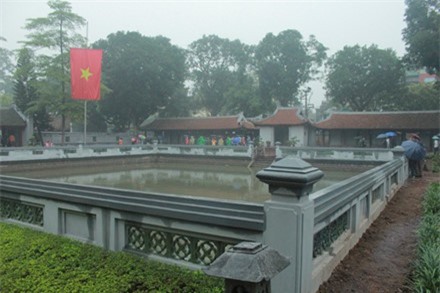 Quét vôi Văn Miếu - Quốc Tử Giám: Việc làm cần được ủng hộ