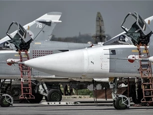 Báo Mỹ tố Nga tăng cường hiện diện tại Syria, Moscow lập tức phản ứng