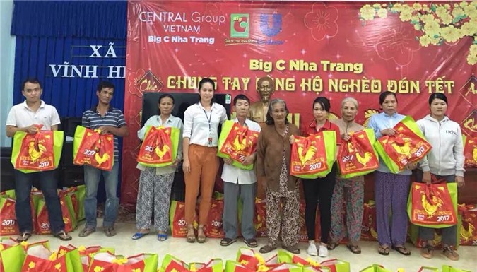 Big C chi 800 triệu đồng mua quà cho người nghèo dịp Tết
