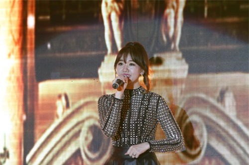 Hari Won chưa định sinh con với Trấn Thành